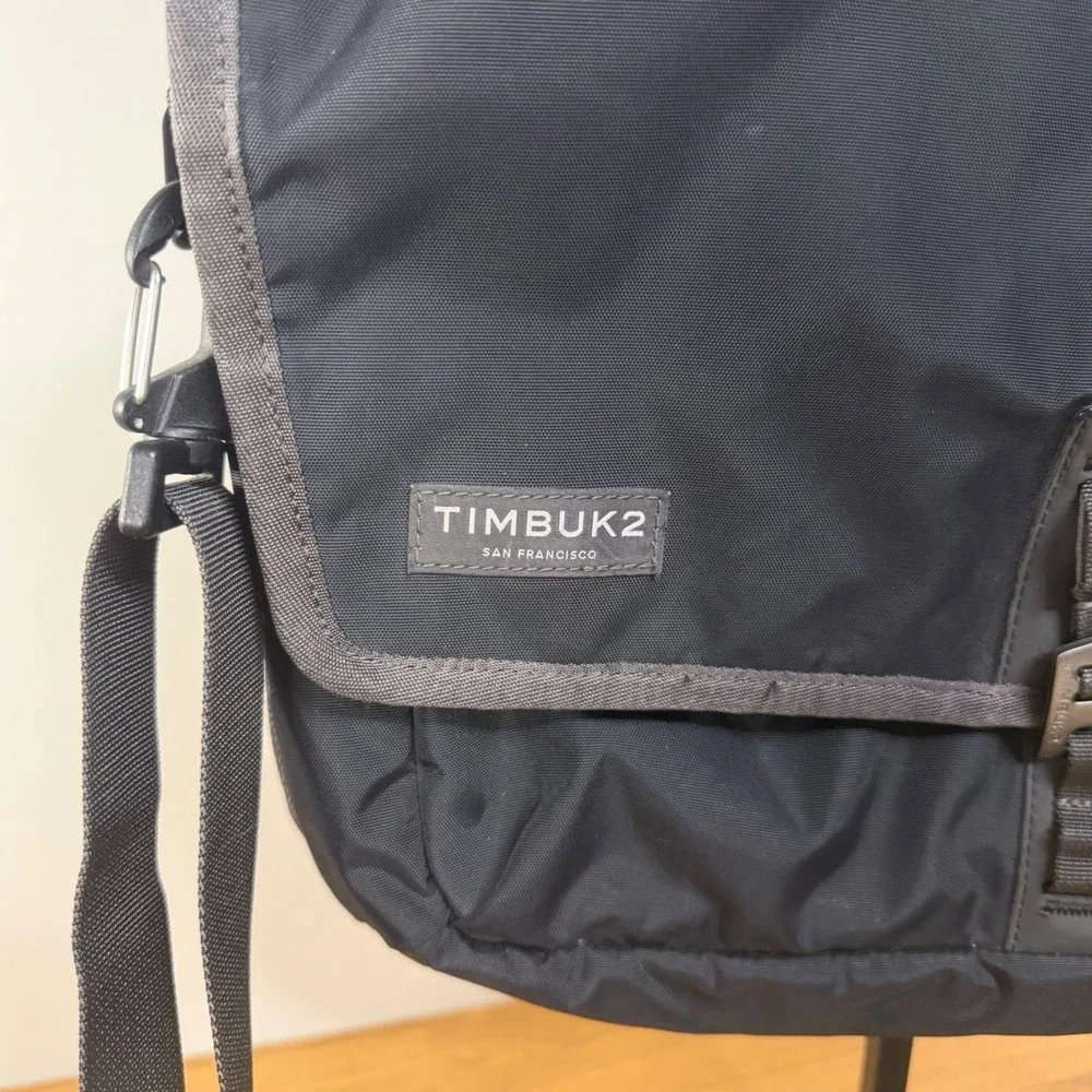 TIMBUK2 Transit Messenger Bag Black Charcoal Laptop Commuter Travel Bag